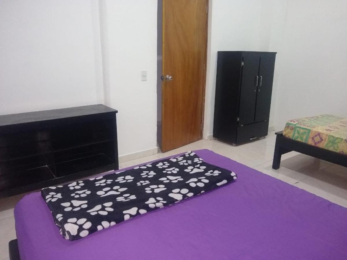 Hostal Komfort เมเดยิน ภายนอก รูปภาพ